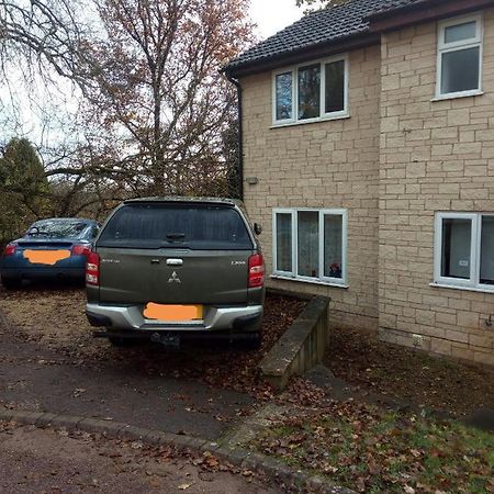 New Cottage Chalford Bagian luar foto