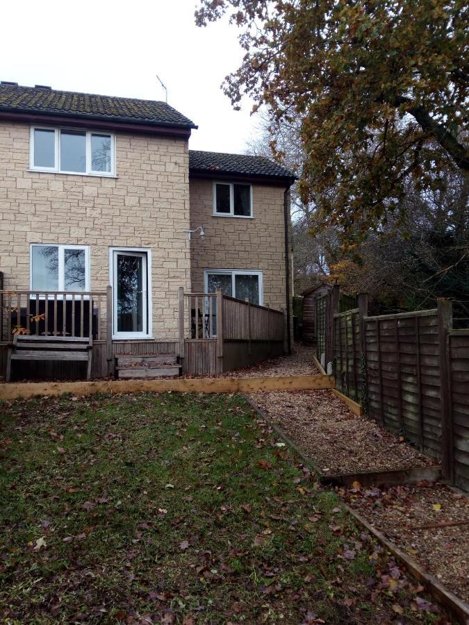 New Cottage Chalford Bagian luar foto